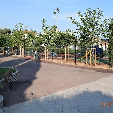 Iafrate-Oksoleil Apartment Вилафранк-сюр-Мер Екстериор снимка